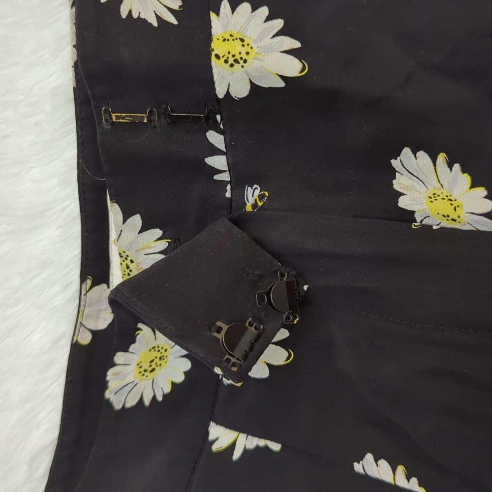 Kate Spade - Picture 2 of 4
